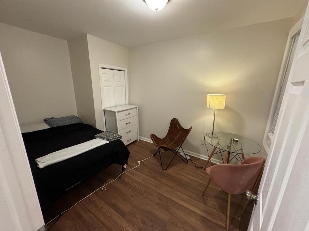 Guest house Cozy With Skyline. Easy Commute Midtown Manhattan. Jersey City